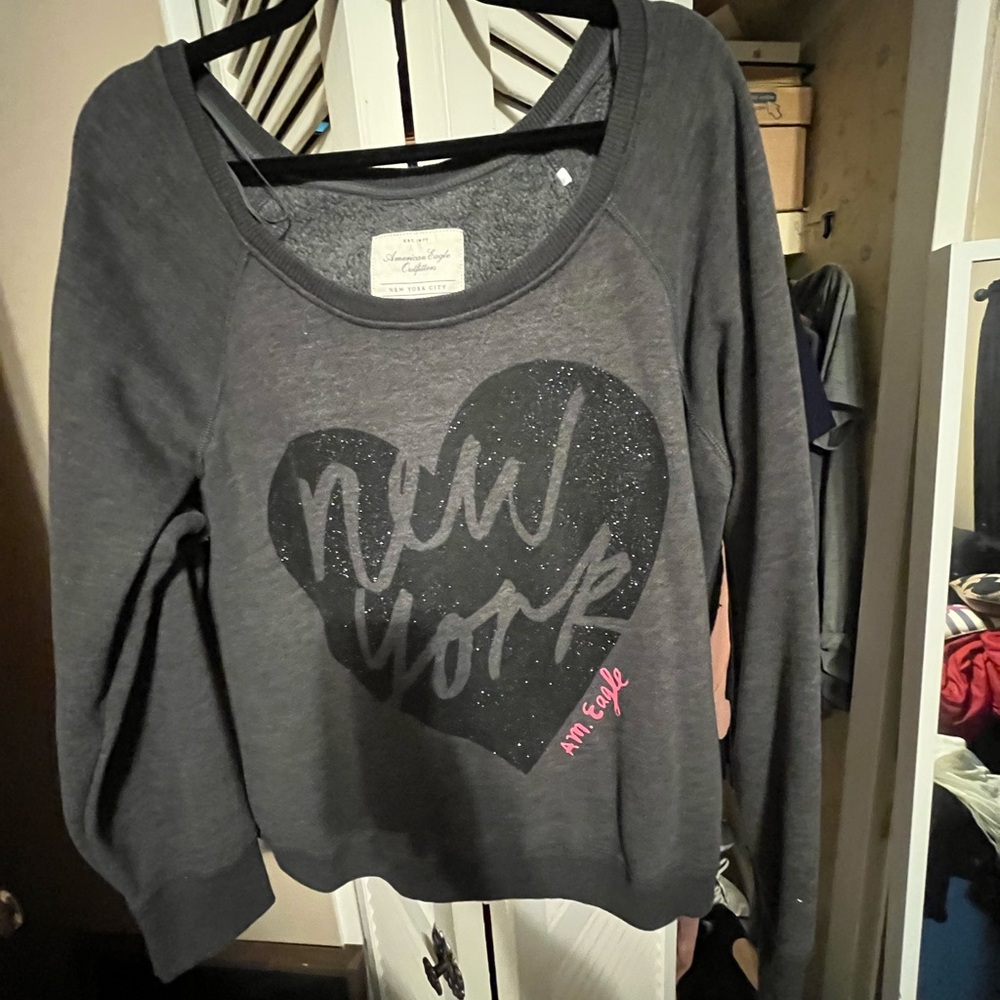 American Eagle Gray Graphic Sweatshirt